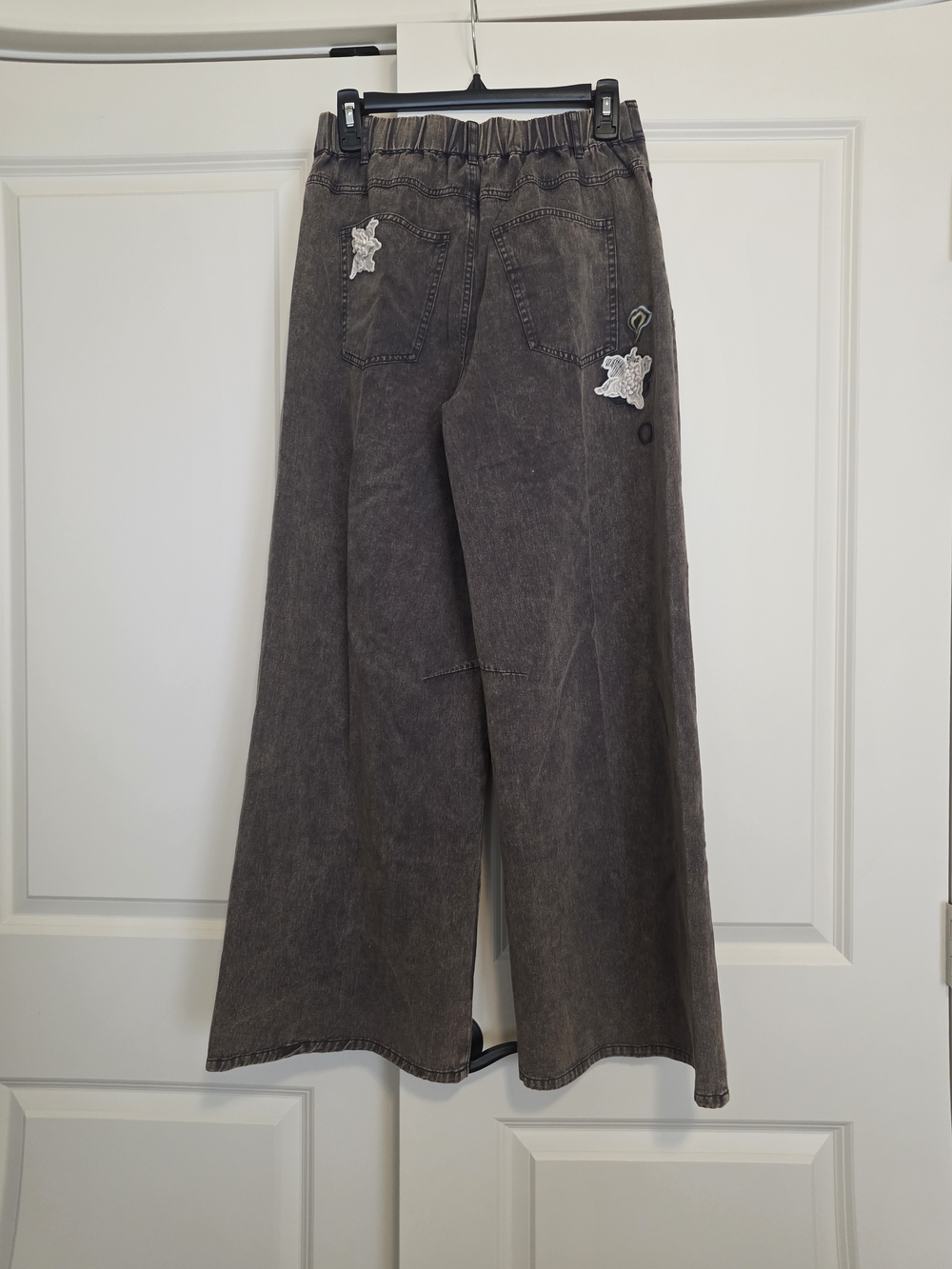 Blufish Charcoal Embroidered Straight-Leg Jeans - Picture 3 of 7